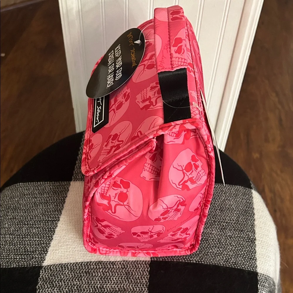 Betsey Johnson Pink/Black Skull Pattern Insulated Lunch Tote Bag